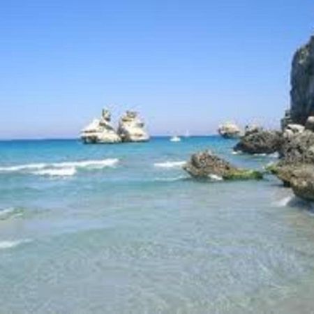 Bilocale A 50 Mt. Dalla Spiaggia 28 Torre dell'Orso Exterior photo